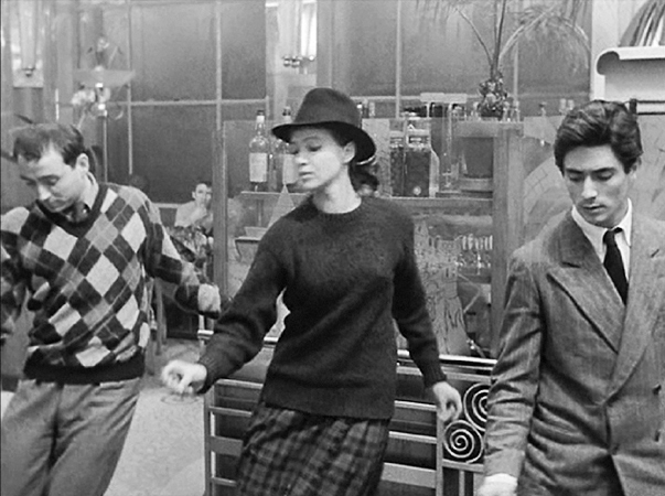 Arthur (Claude Brasseur) Odile (Anna Karina) et Franz (Sami Frey), dans BANDE À PART (1964)